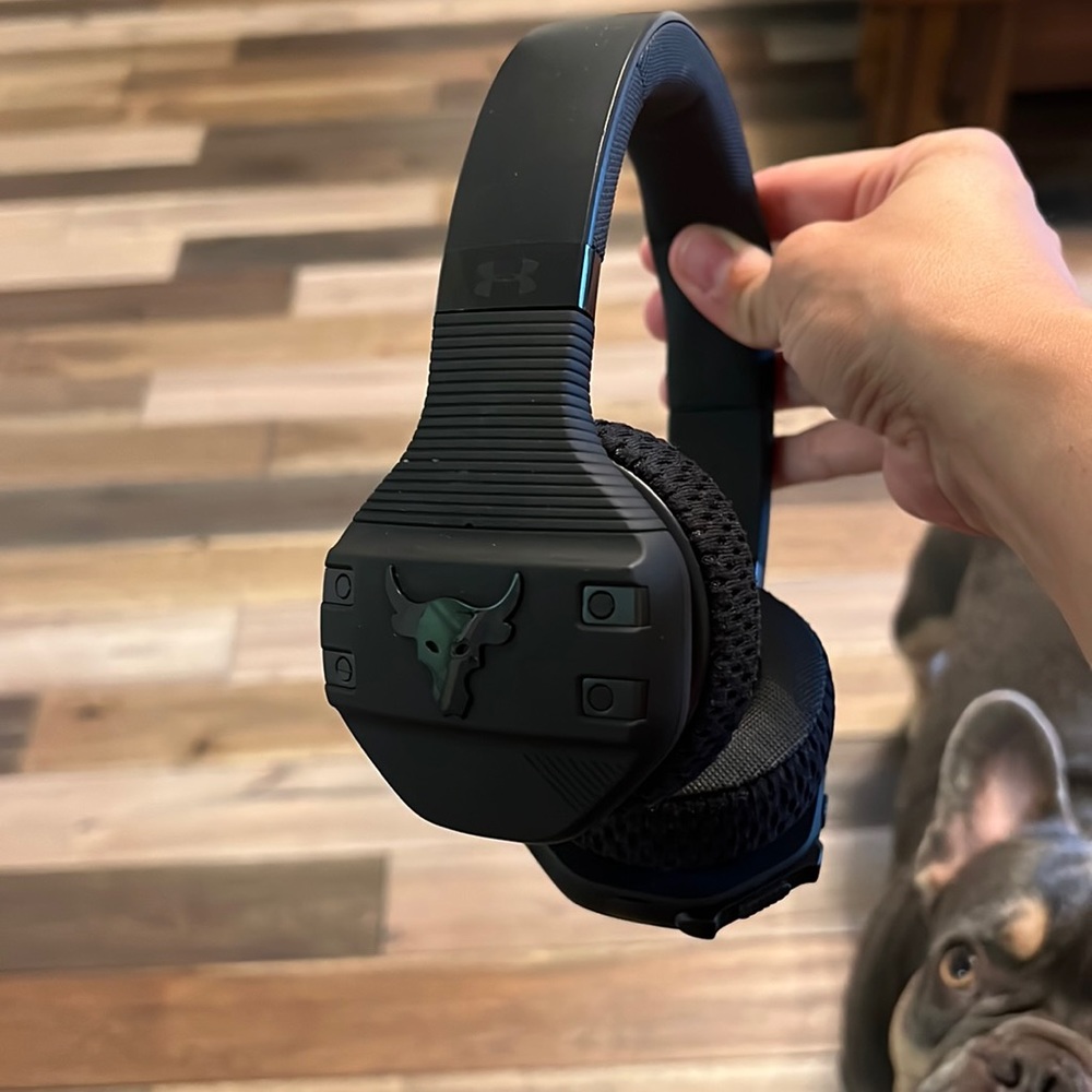 Under Armour(JBL) Project Rock Over-Ear Training Headphones-Wireless